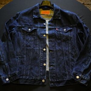 Levi’s Trucker Denim Jacket - Large, Perfectly Broken-In, Slightly Tapered Fit